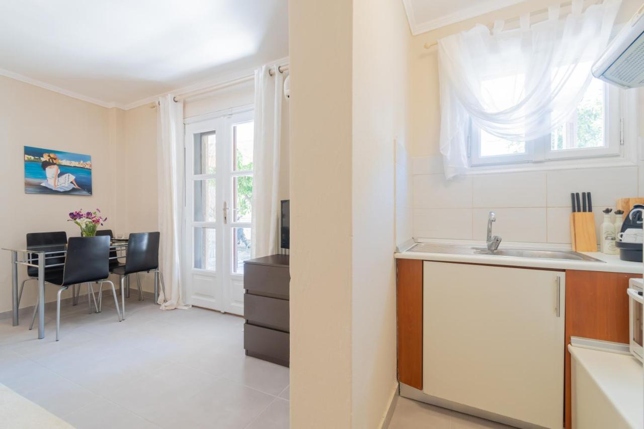 Stefanias Apartment Neos Marmaras Eksteriør bilde